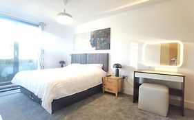 Celaka Birmingham Central Apartment, Free Indoor Parking
